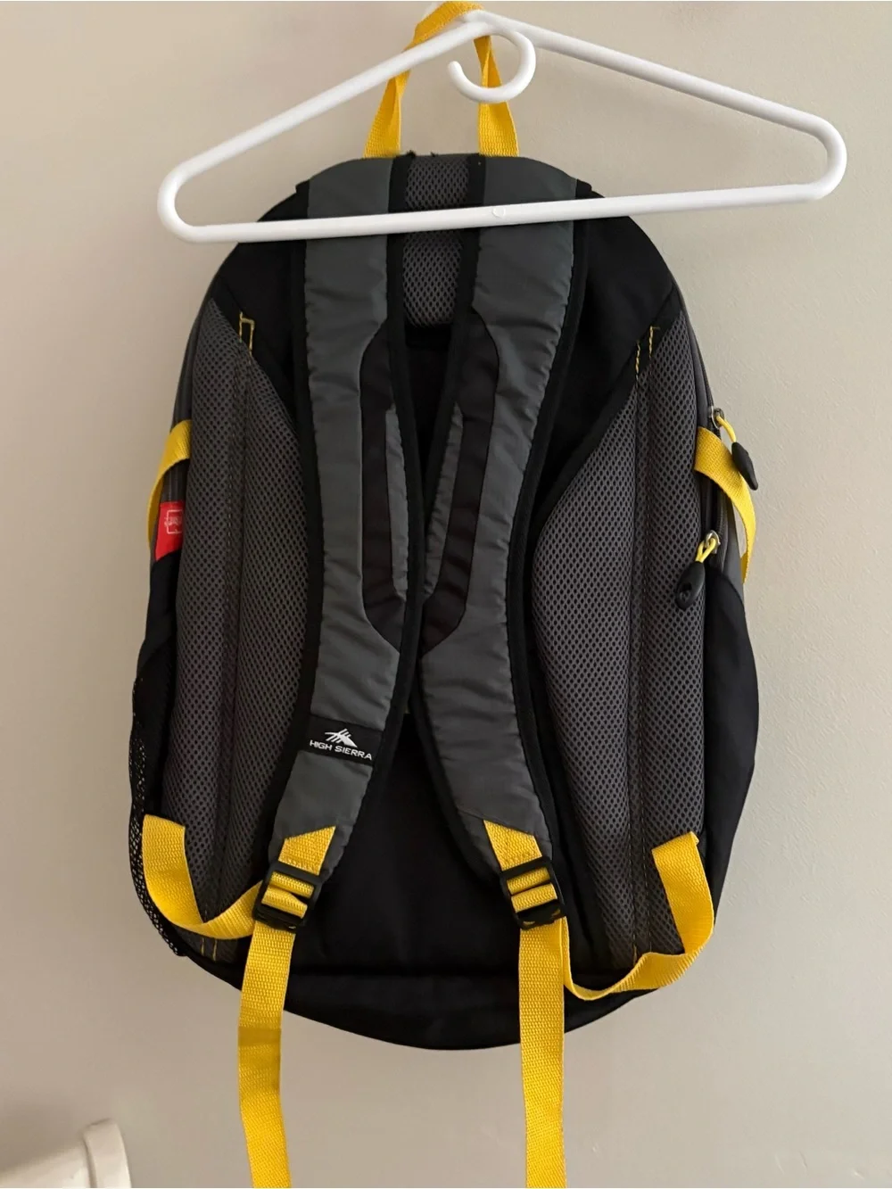 HIGH SIERRA Backpack Black W/ Yellow. School, Hiking, Travel